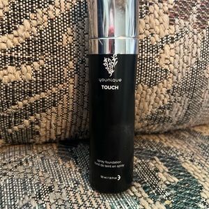 Younique touch spray fountain